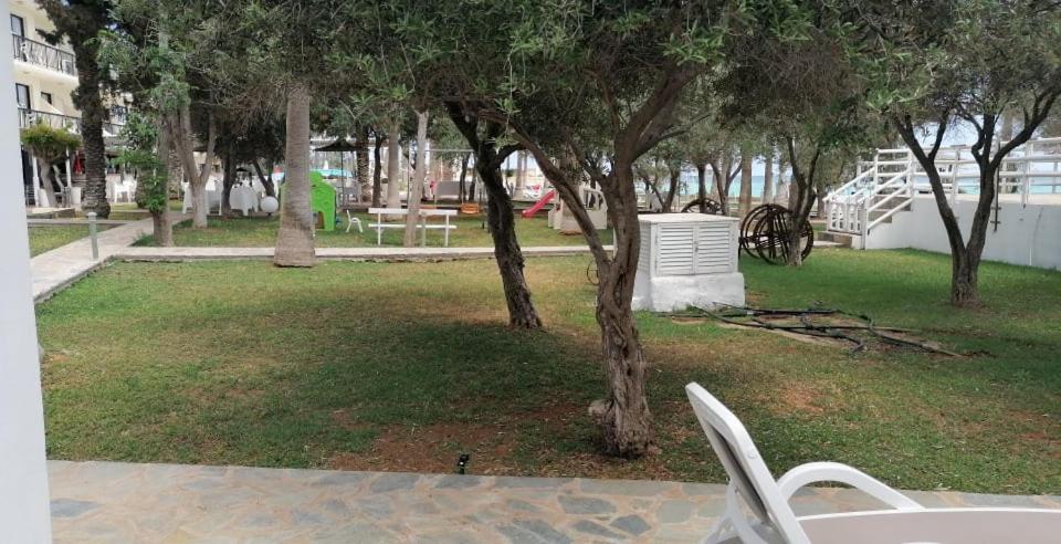 Simos Magic Beach Hotel Apts Ayia Napa Exteriér fotografie