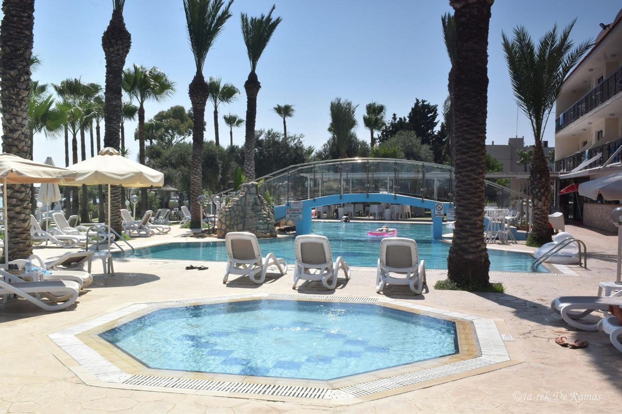 Simos Magic Beach Hotel Apts Ayia Napa Exteriér fotografie