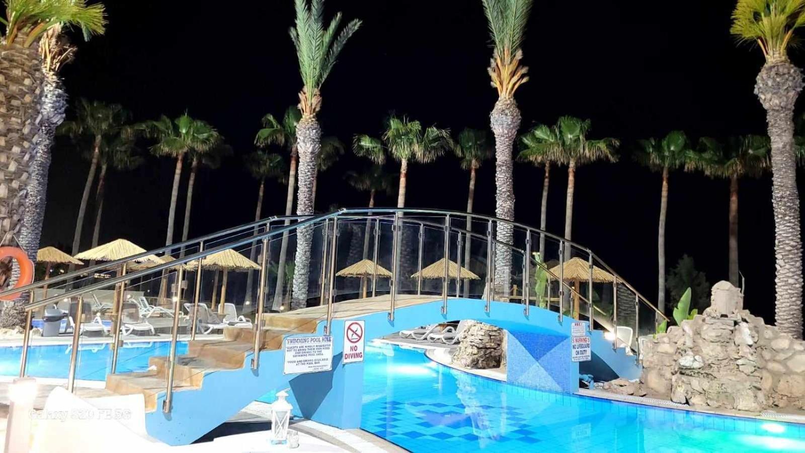 Simos Magic Beach Hotel Apts Ayia Napa Exteriér fotografie