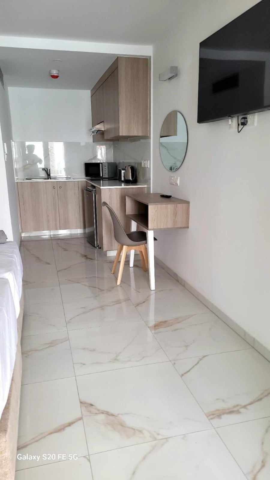 Simos Magic Beach Hotel Apts Ayia Napa Exteriér fotografie